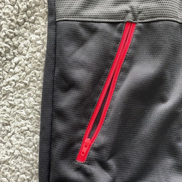 Nike zip-up jacket - Picture 3 of 3